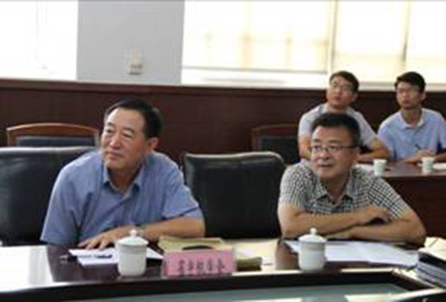 省宇航學(xué)會副秘書長孫鳳周、研究員張冠華